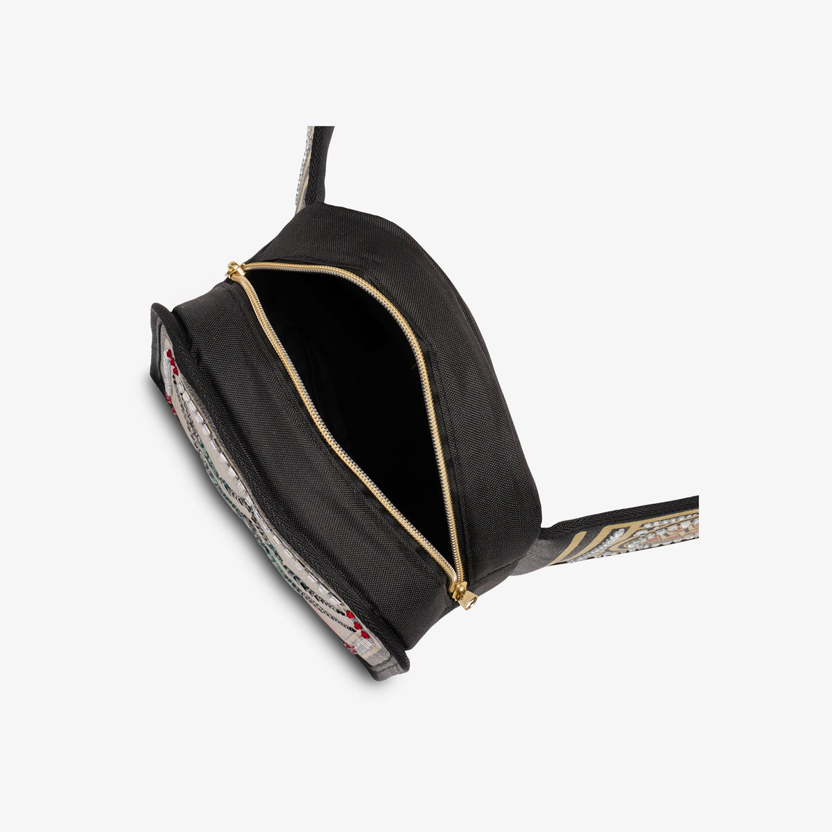 undisputed-wwe-championship-fanny-pack-c5 00027856-O.jpg