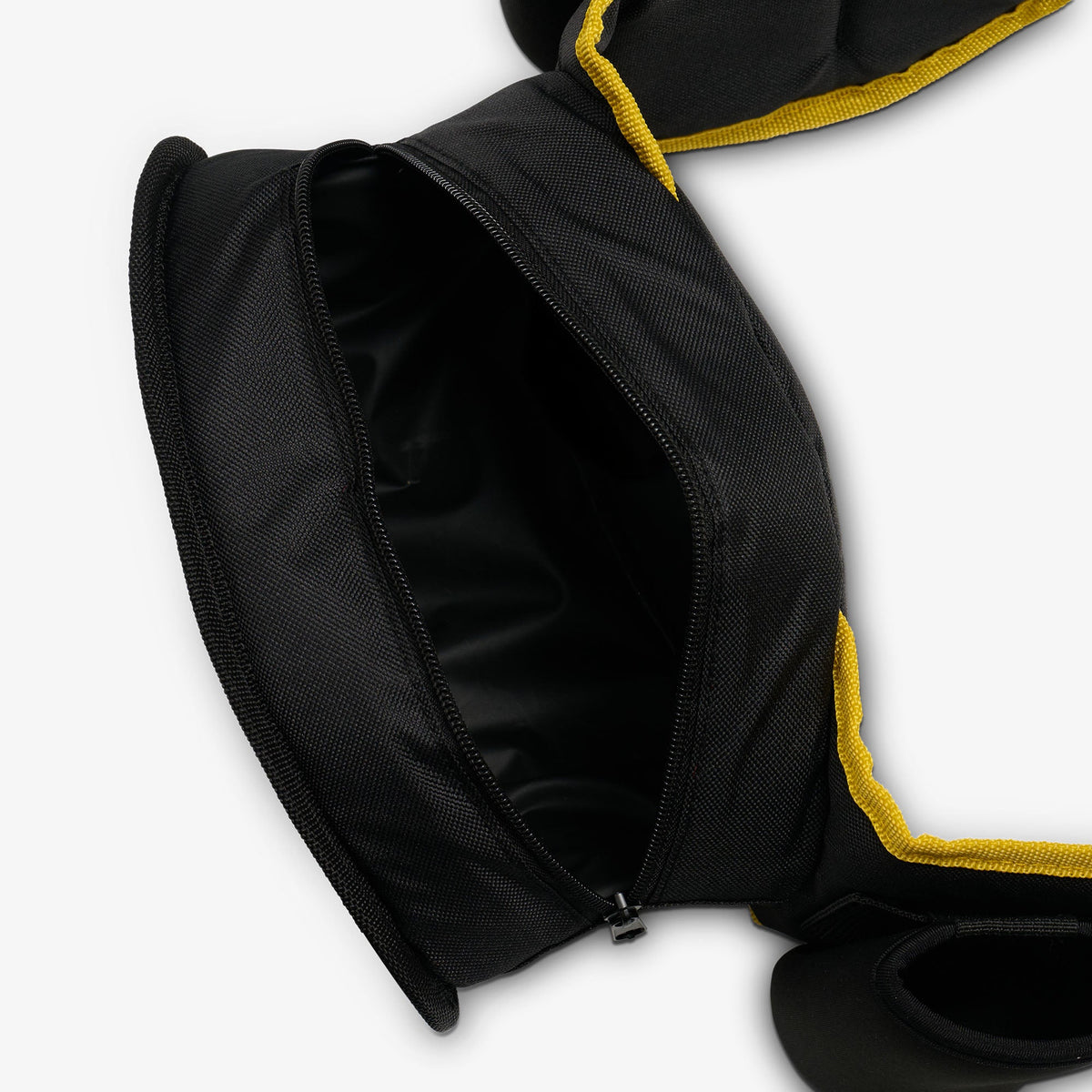 dc-super-heroes-batmantm-belt-fanny-pack-cooler-e2 00027936-O2.jpg