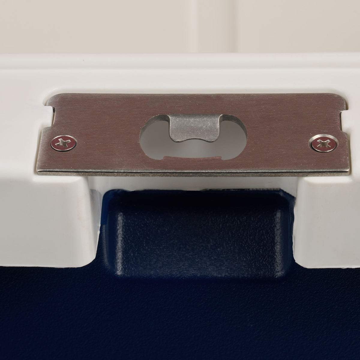 trailmate-25-qt-cooler-c1 00033130-BO.jpg