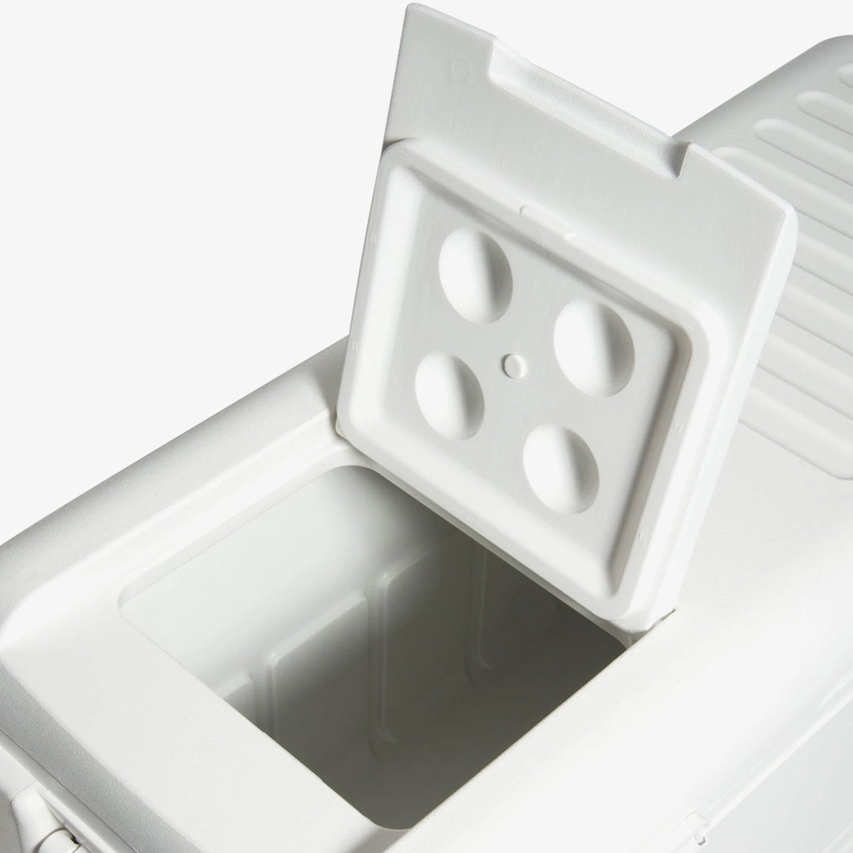 quick-and-cool-150-qt-cooler-x6 00044363-quick-and-cool-150-qt-cooler-cu-open-hatch_2c6197ae-88fc-4867-ad4f-5e48e4b855e0.jpg