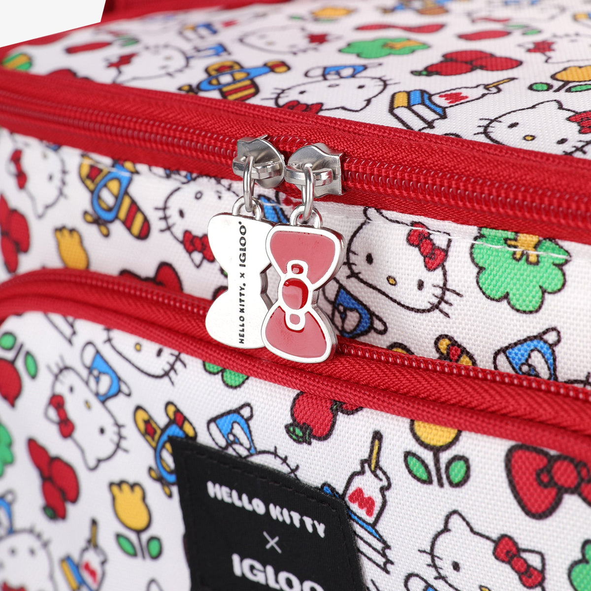 hello-kitty-square-lunch-cooler-bag-i4 00048910-C8.jpg