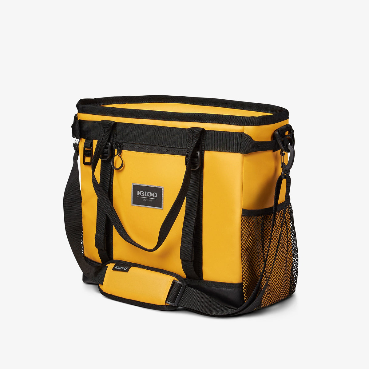 pursuit-30-can-tote-h2 00065993_2.jpg