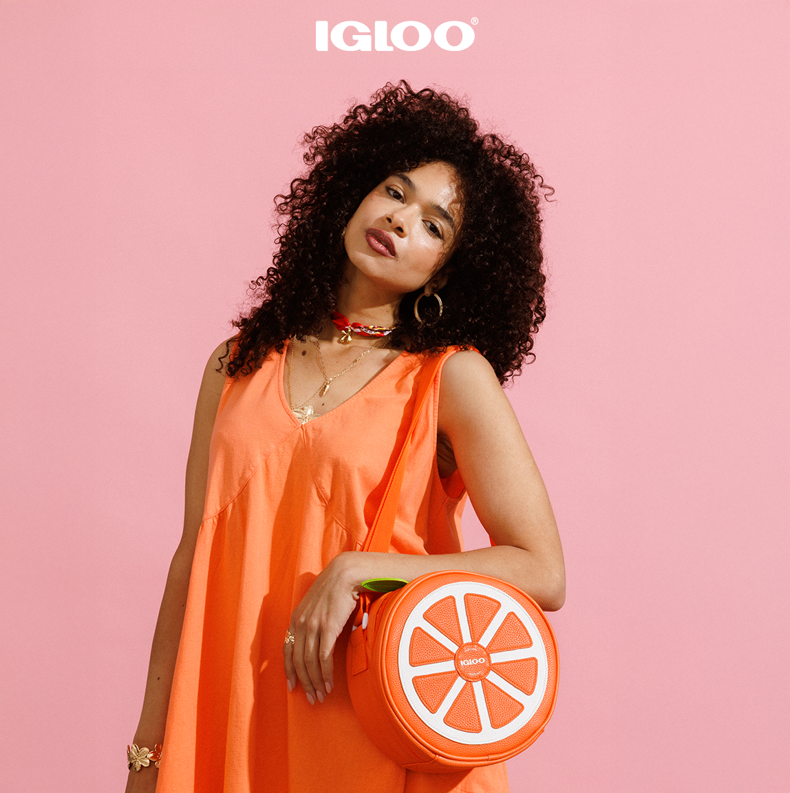 citrus-crossbody-cooler-bag-h1 CitrusDrinkware_social_gif_2o.png