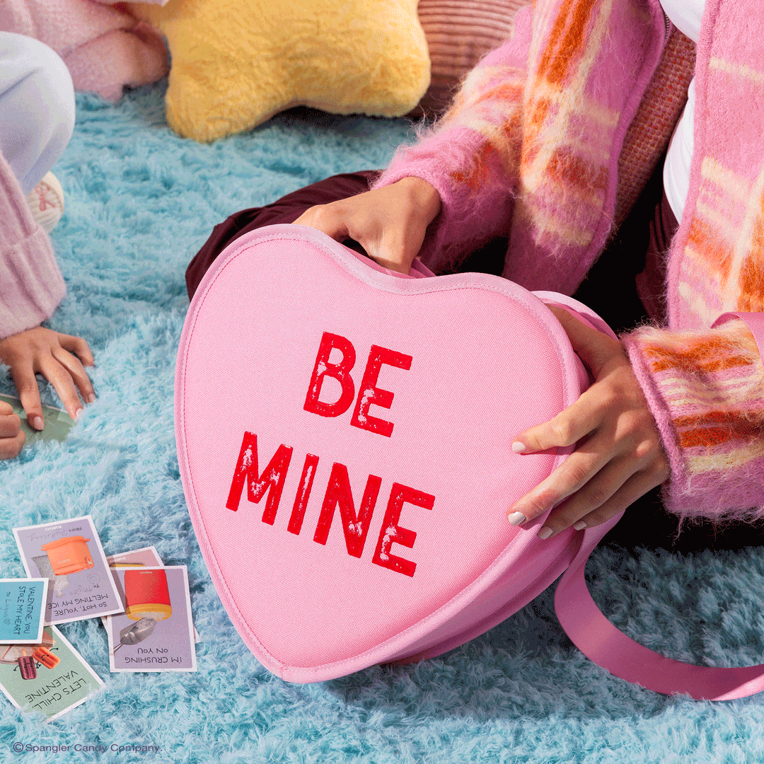sweethearts-candies-be-mine-cooler-bag-x9 Sweethearts_NATIVE_PDP_Novelty-Tote_GIF.gif